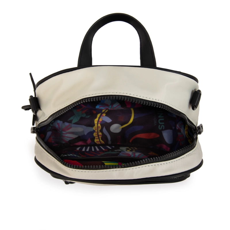 MOCHILA MOCHILA CARINA MEDIANA GRIS CLARO - 4