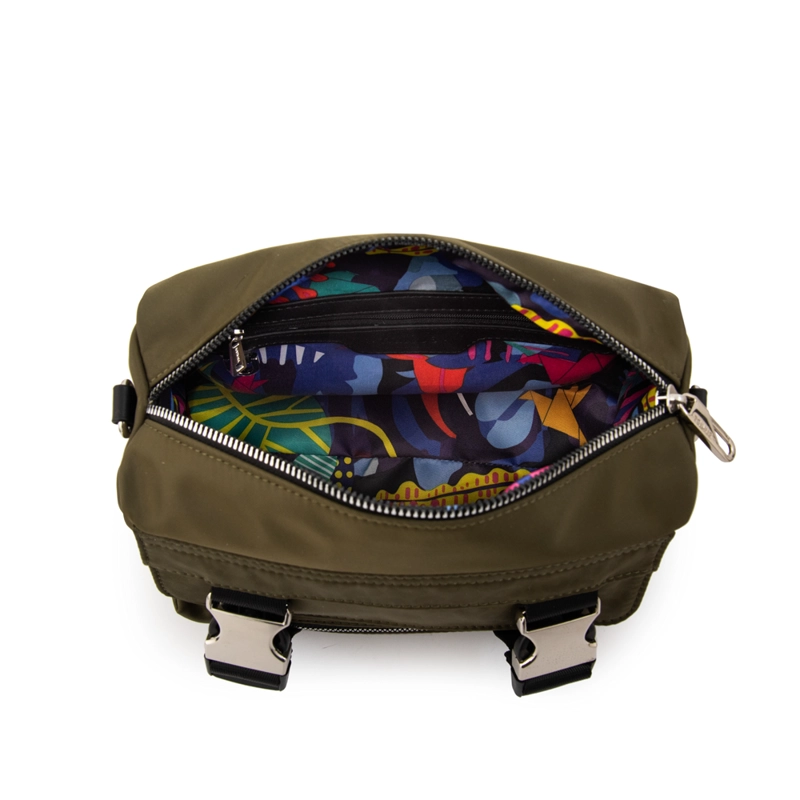 CARTERA BANDOLERA COLLEGE PEQUEÑA VERDE OLIVA - 4
