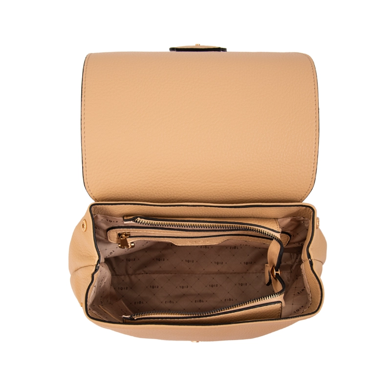 MOCHILA CON TAPA ANASTASIA MEDIANA BEIGE OSCURO - 4
