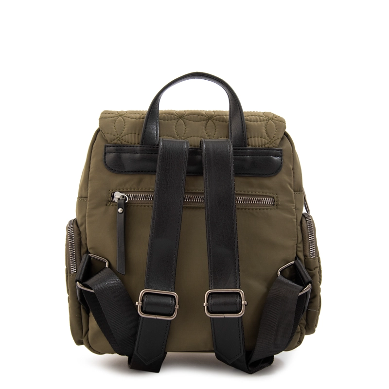 MOCHILA CON TAPA SAHARA PEQUEÑA VERDE OLIVA - 3