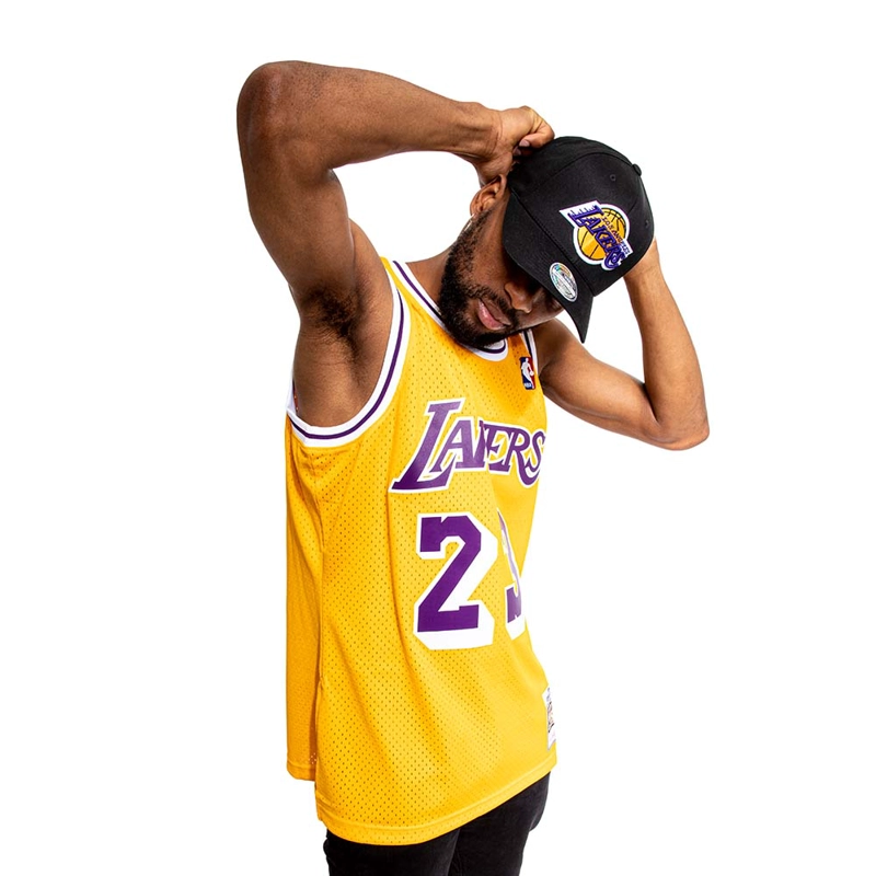 POLERA AUTHENTICS NBA LAKERS 94 CEDRIC CEBALLOS MITCHELL AND NESS - 4