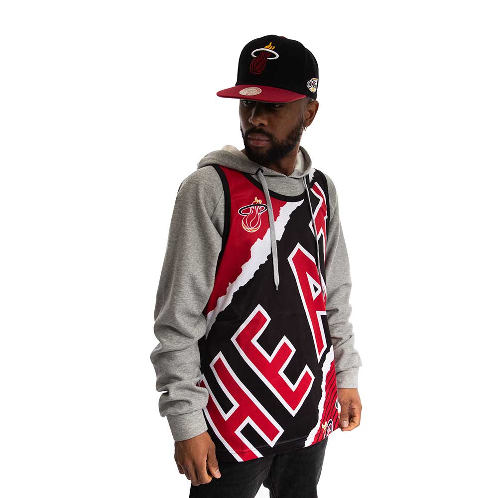 POLERA MIAMI HEATS MITCHELL AND NESS - 2