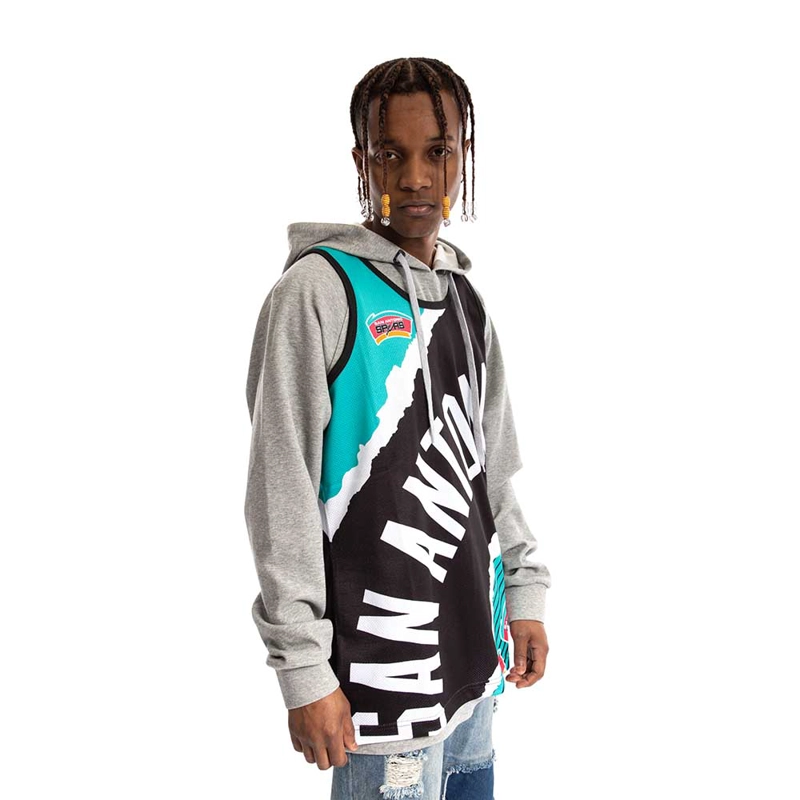 POLERA SAN ANTONIO SPURS MITCHELL AND NESS - 2
