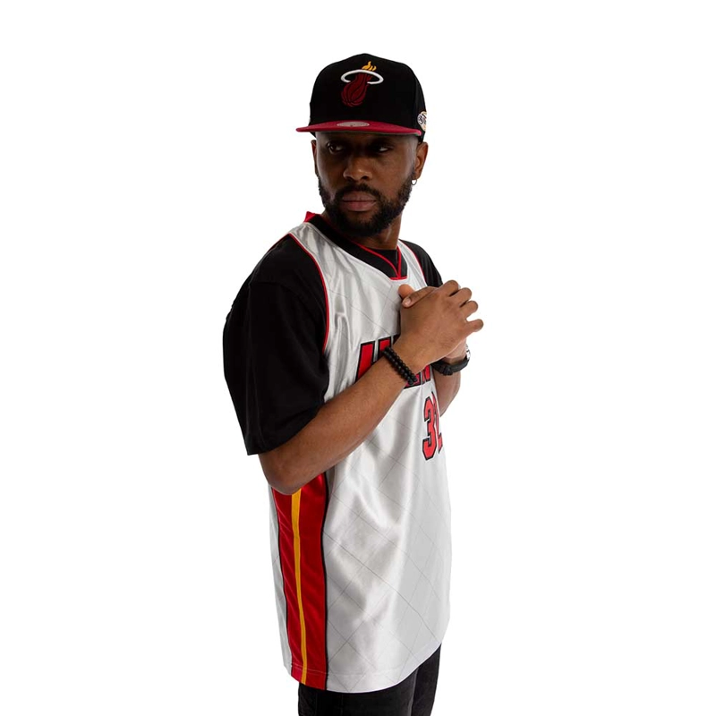 CAMISETA NBA SHAQUILLE O'NEAL MIAMI HEAT MITCHELL & NESS 2005-06 HARDWOOD CLASSICS 75TH - 4