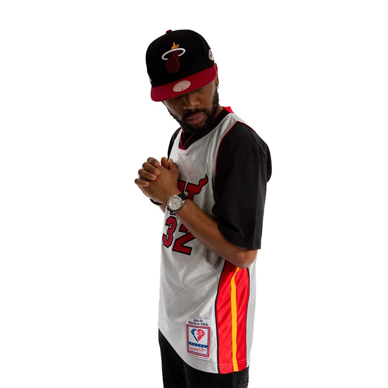 CAMISETA NBA SHAQUILLE O'NEAL MIAMI HEAT MITCHELL & NESS 2005-06 HARDWOOD CLASSICS 75TH - 6