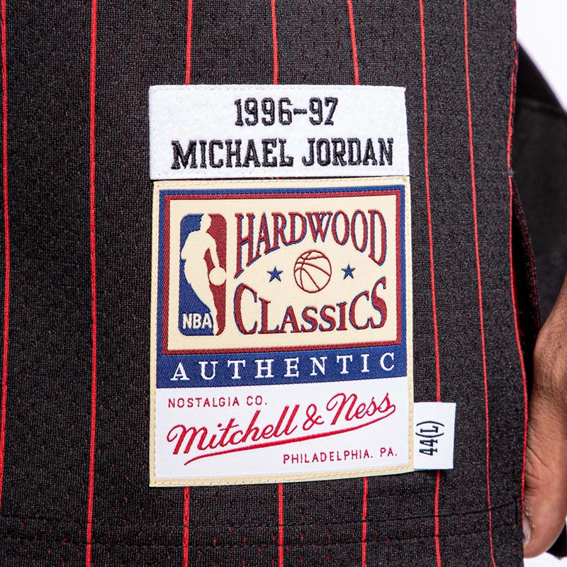 POLERA MITCHELL AND NESS AUTHENTIC JERSEY - MJ MITCHELL AND NESS - 7