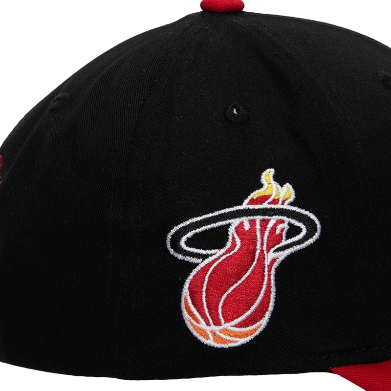 JOCKEY GORRO MITCHELL AND NESS HIGHLIGHTS REAL HEAT DWYANE WADE - 3