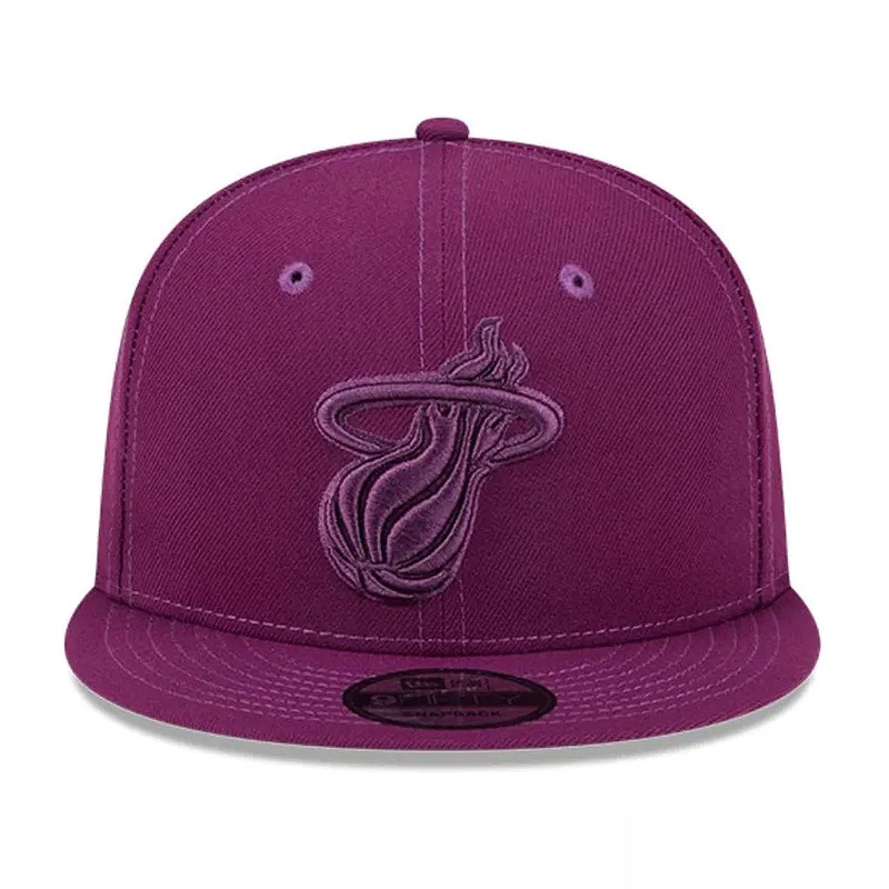 JOCKEY GORRA NEW ERA 9FIFTY MIAMI HEAT COLOR PACK DARK PURPLE - 1