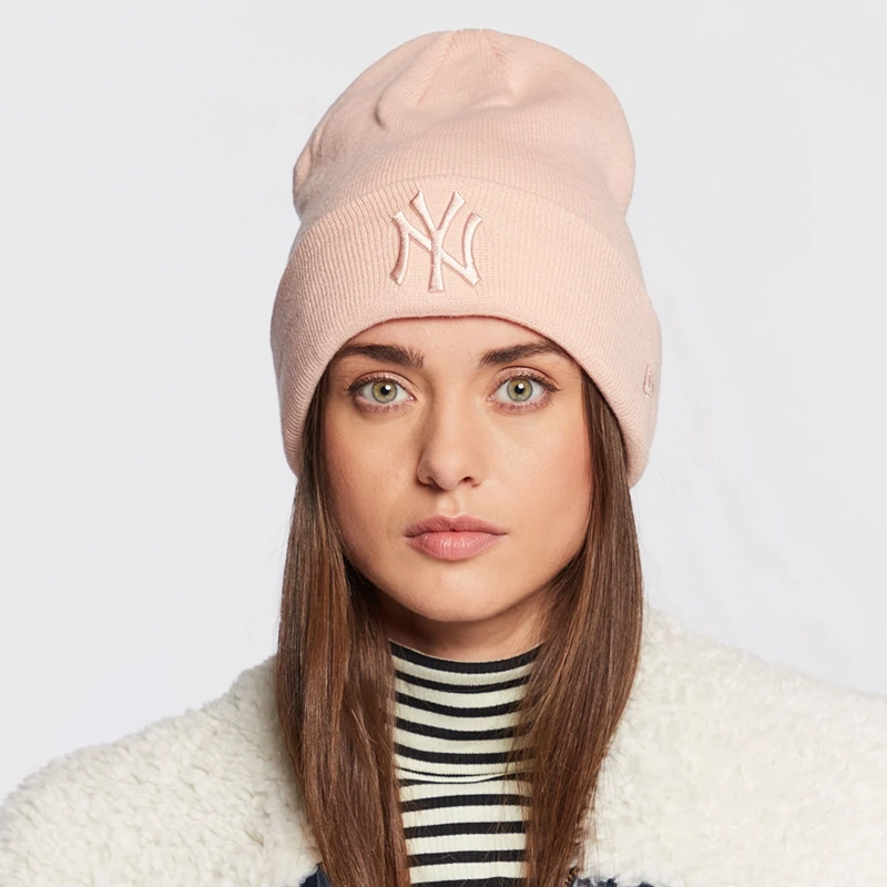 GORRO BEANIE NEW ERA NEW YORK YANKEES MLB WIDE CUFF BEIGE MUJER - 2