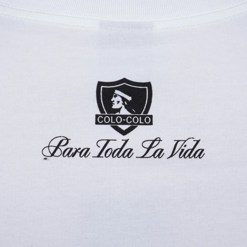 POLERA HOMBRE COLO COLO URBANO BLANCO ESCUDO NEGRO - 4