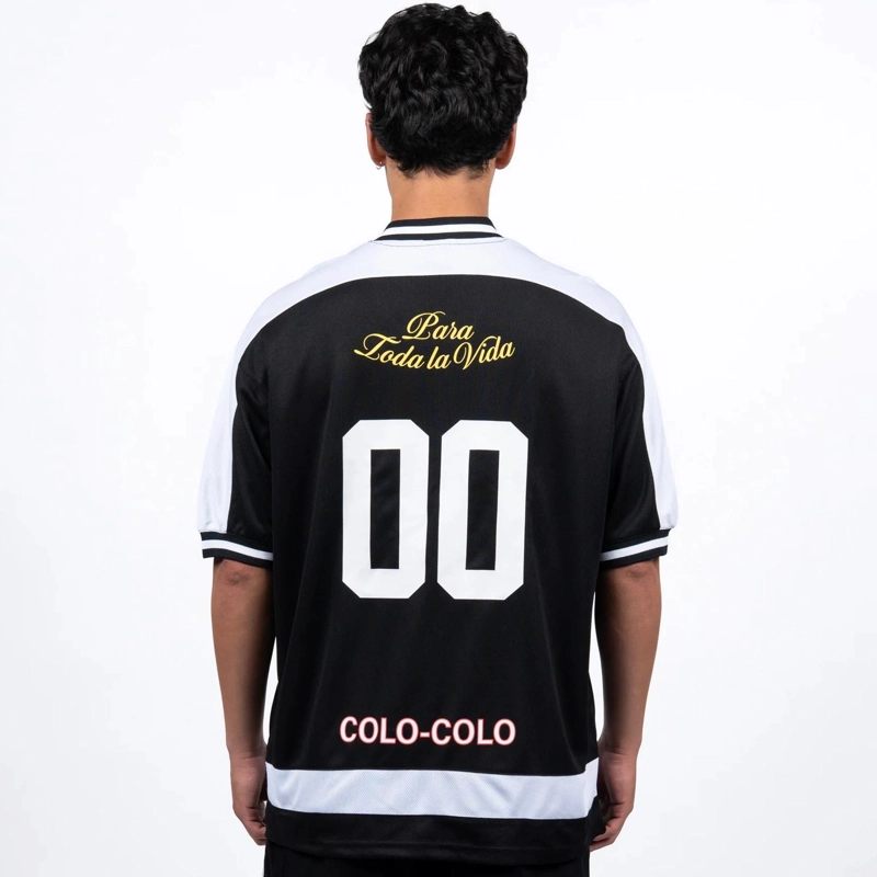 POLERA HOMBRE COLO COLO OVERSIZE 'PARA TODA LA VIDA' NEGRO Y BLANCO - 2