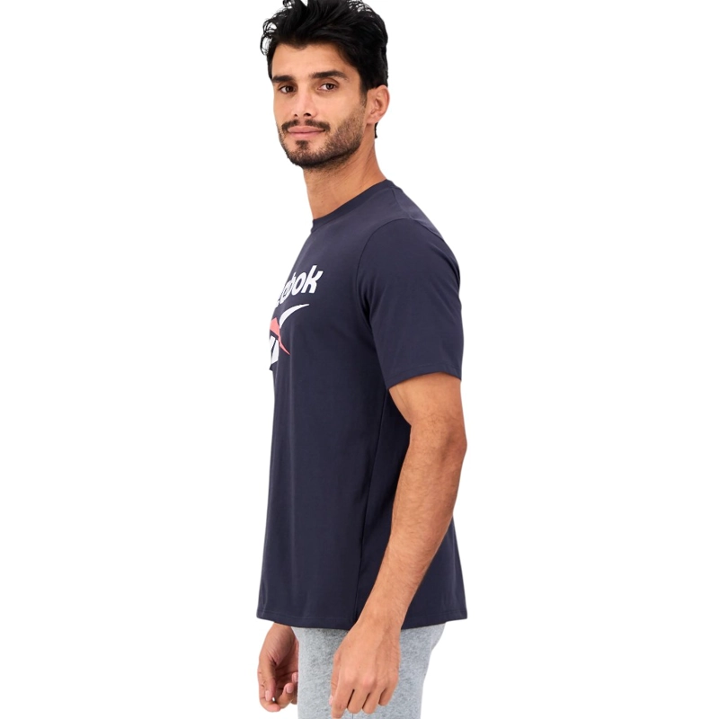 POLERA HOMBRE REEBOK DEPORTIVA ALGODON LOGO FRONTAL AZUL NAVY - 2