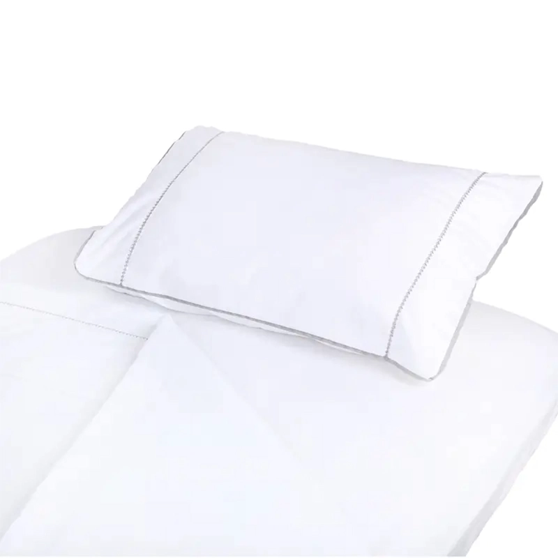 SÁBANAS PARA CUNAS PLAYARD LISA EN COLOR BLANCO BORDE GRIS - 2