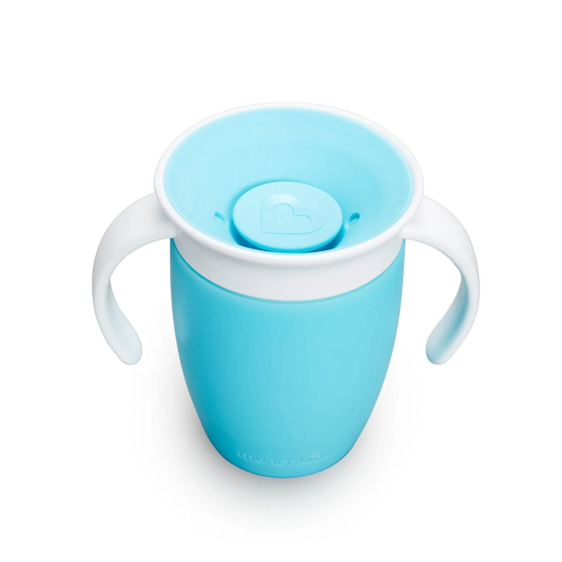 VASO ANTIDERRAME MIRACLE 360° CON ASAS 207ML - CELESTE MUNCHKIN - 2