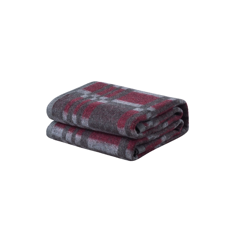FRAZADA CHANTILLY TERMICA JACQUARD 1.5 PLAZAS 200 X 150 CM BURDEO - 2