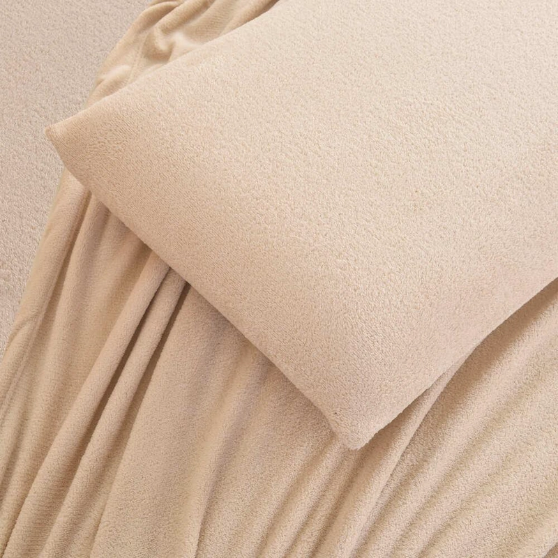 JUEGO DE SABANAS CORAL FLEECE CHANTILLY KING BEIGE - 5