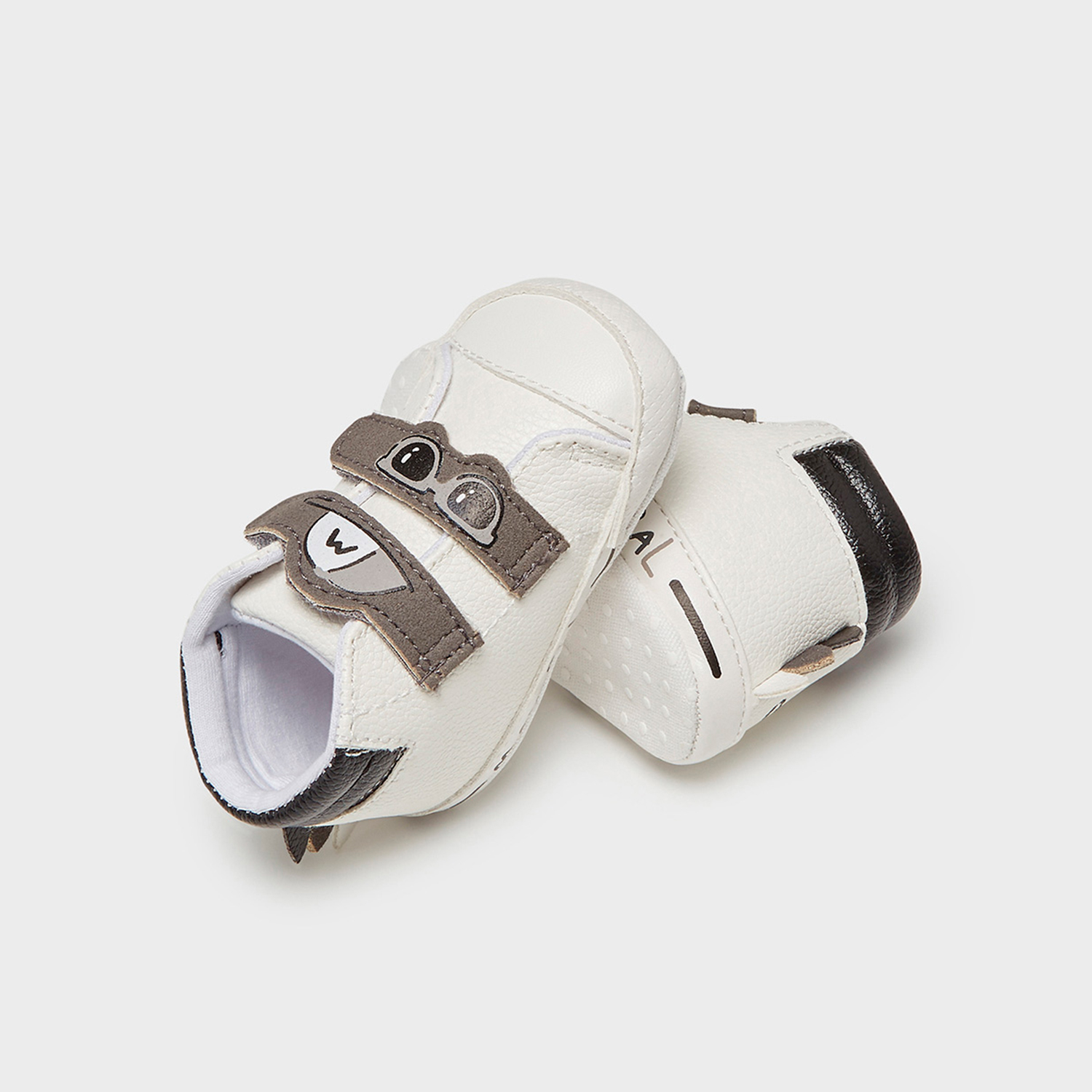 DEPORTIVAS NIÑO BLANCAS CON GRIS - 2