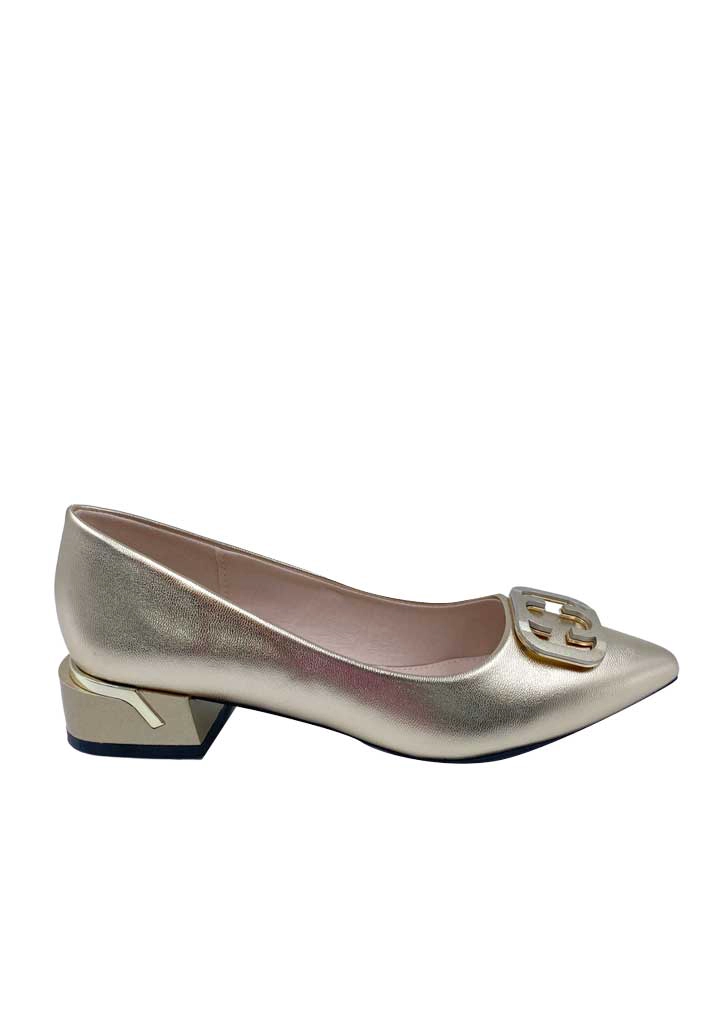 ZAPATO DE TACO ECOCUERO ZB011 DORADO - 1