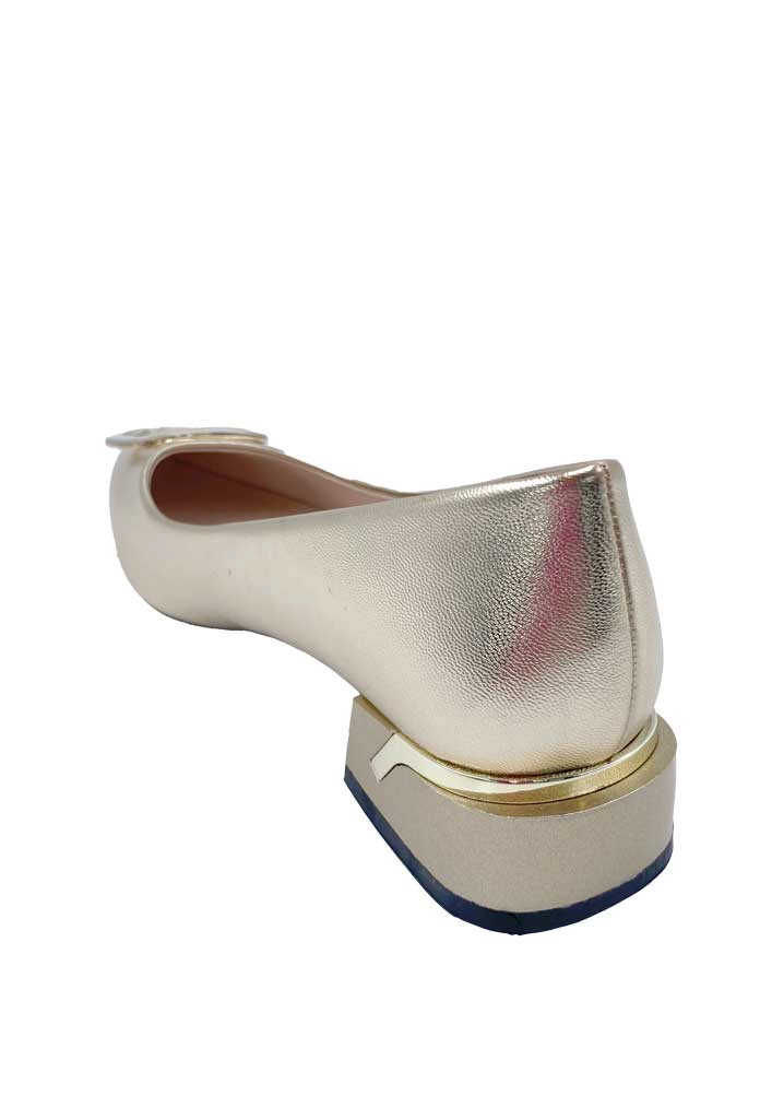 ZAPATO DE TACO ECOCUERO ZB011 DORADO - 5