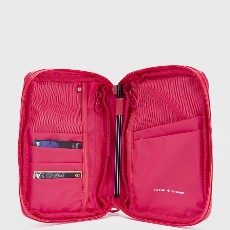 PORTA PASAPORTES TRAVEL RIPSTOP PINK BUBBA ESSENTIALS - 1
