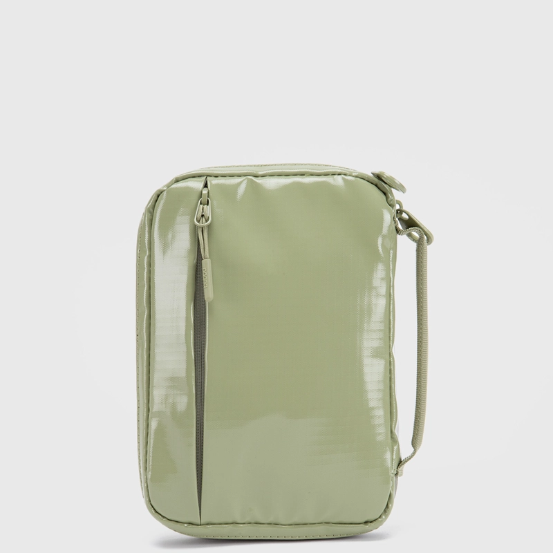 PORTA PASAPORTES TRAVEL RIPSTOP OLIVE BUBBA ESSENTIALS - 4