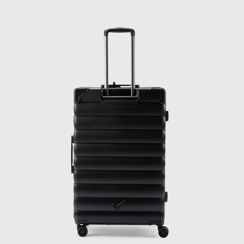MALETA TRAVEL BLACK L BUBBA ESSENTIALS - 3