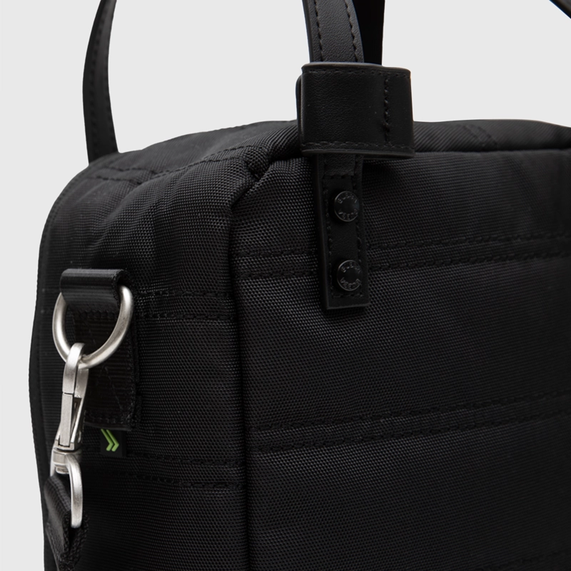 LONCHERA MONTREAL FULL BLACK BUBBA ESSENTIALS. - 8