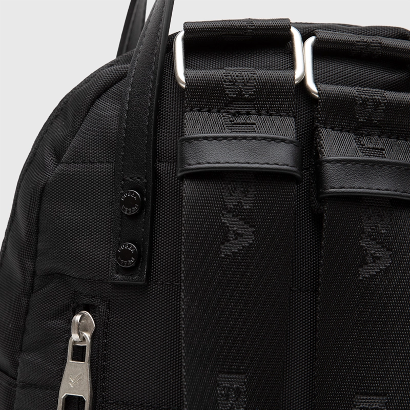 MOCHILA MONTREAL FULL BLACK MINI BUBBA ESSENTIALS. - 6