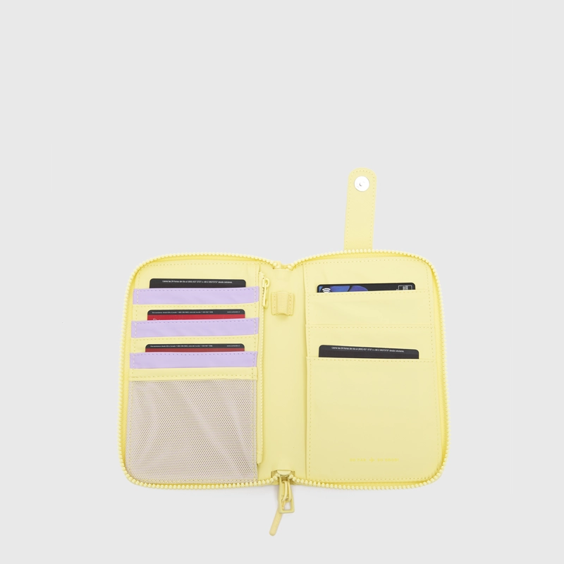 CARTERA FLAT PURSE TRAVEL BUTTER  BUBBA ESSENTIALS - 5