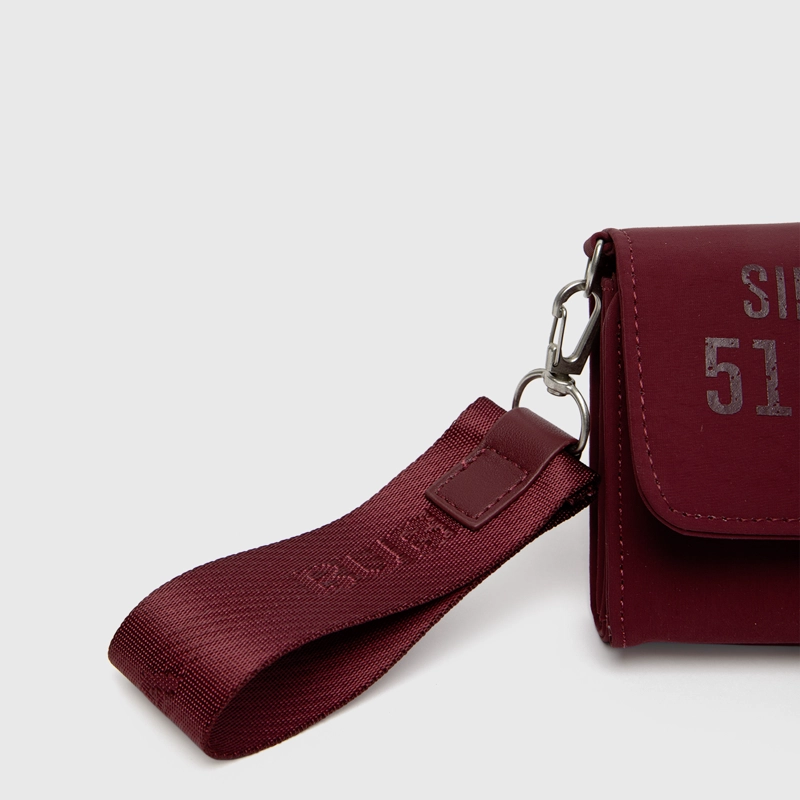 BILLETERA MILA RED BUBBA ESSENTIALS - 5