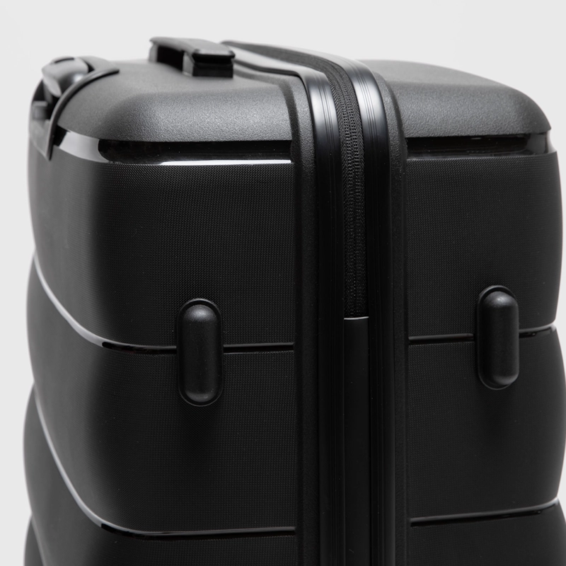 MALETA TRAVEL PP NEGRA L BUBBA ESSENTIALS - 8