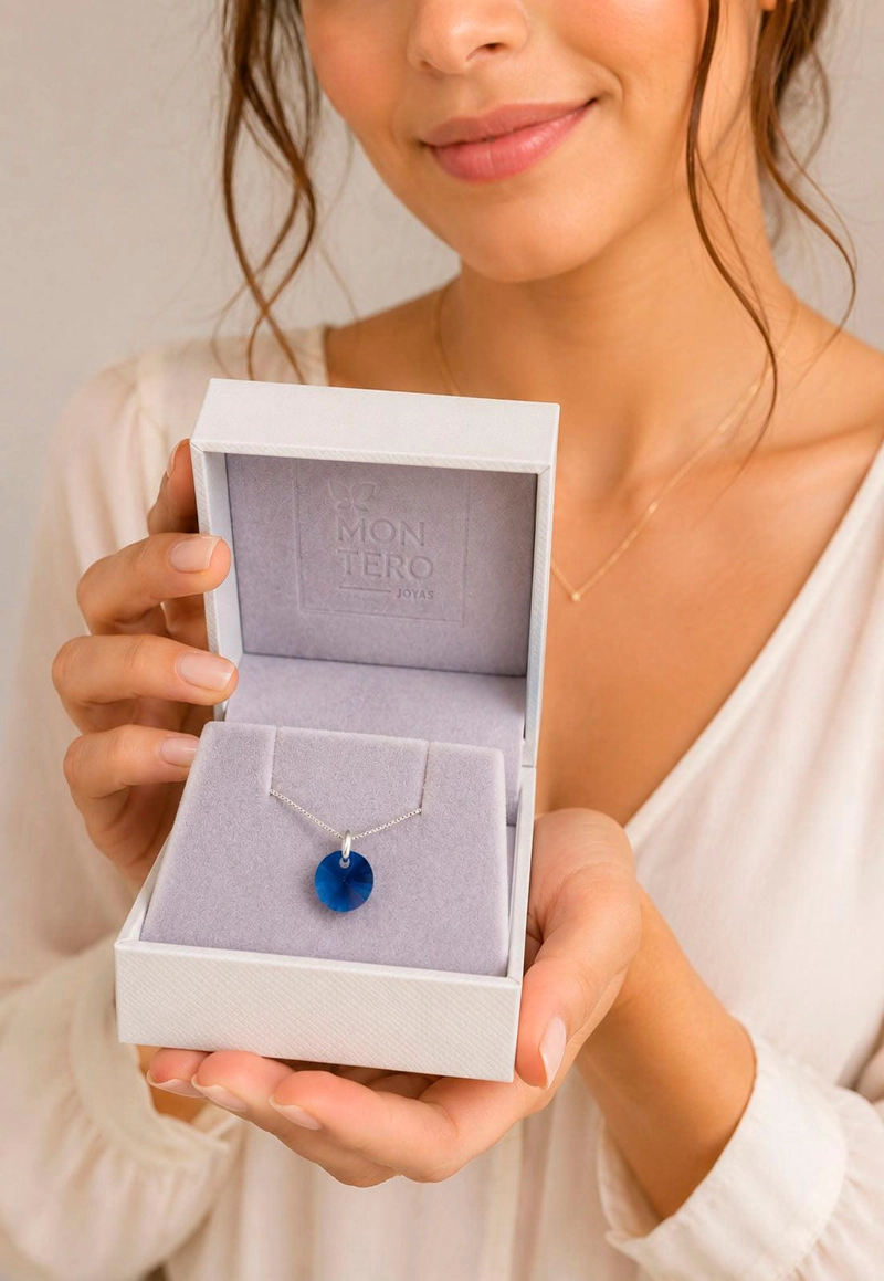 COLLAR PUNTO DE LUZ PLATA 925 CRISTAL SWAROVSKI® DARK BLUE - 3