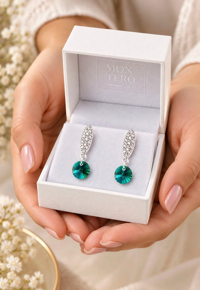AROS JOYAS MONTERO PUNTO DE LUZ BAÑO DE ORO BLANCO CRISTALES GENUINOS EMERALD - 7
