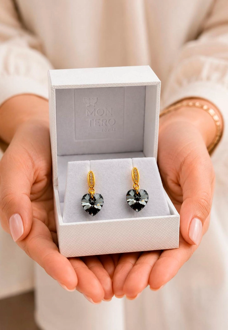 AROS JOYAS MONTERO ROMANCE GOLD CRISTALES GENUINOS SILVER NIIGHT ENCHAPADO EN ORO 18K - 4