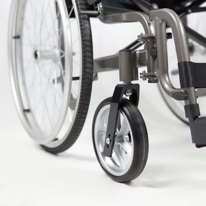 SILLA DE RUEDAS DEPORTIVA - 4