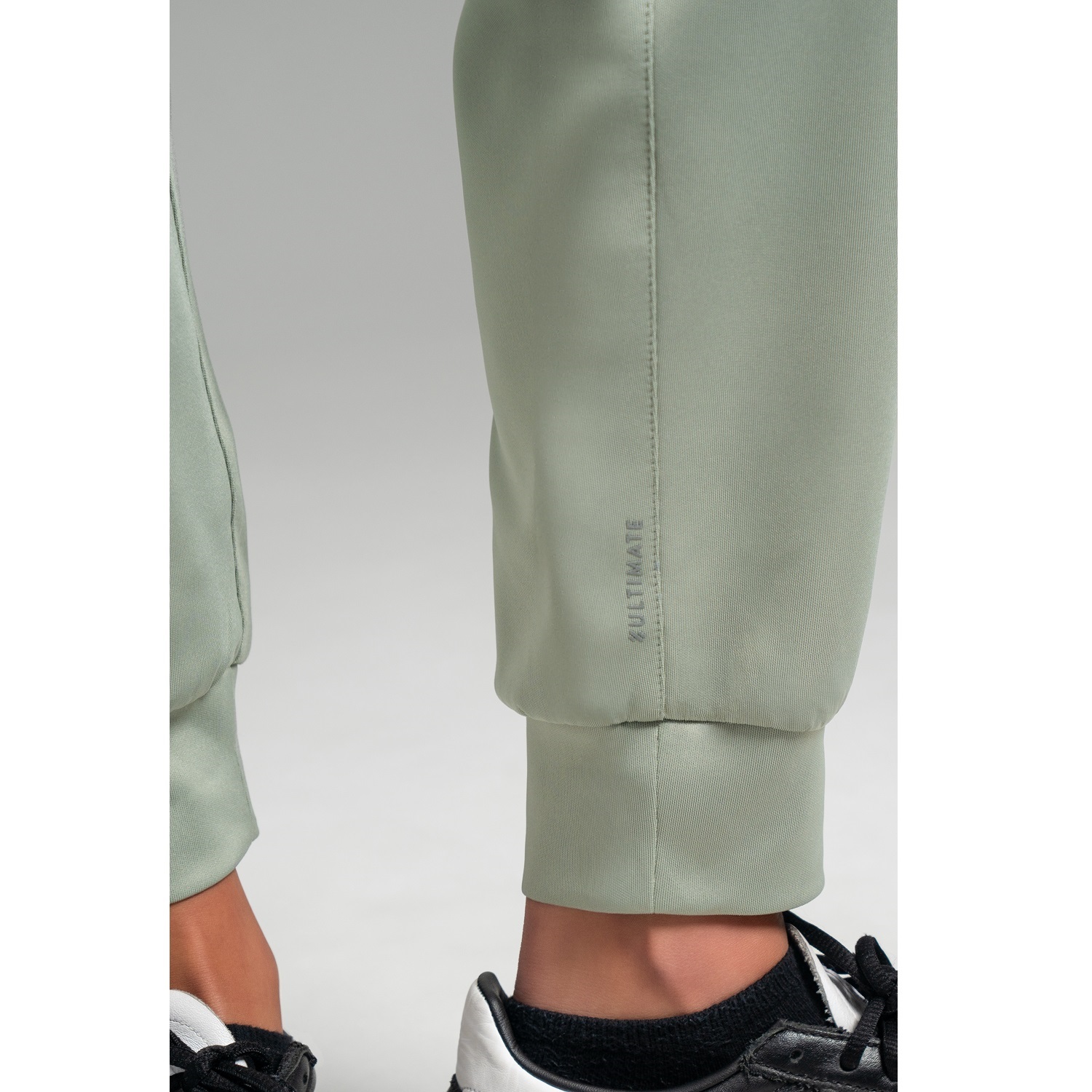JOGGER REGULAR FIT MUJER ULTIMATE MINERAL OLIVE SPORT - 6