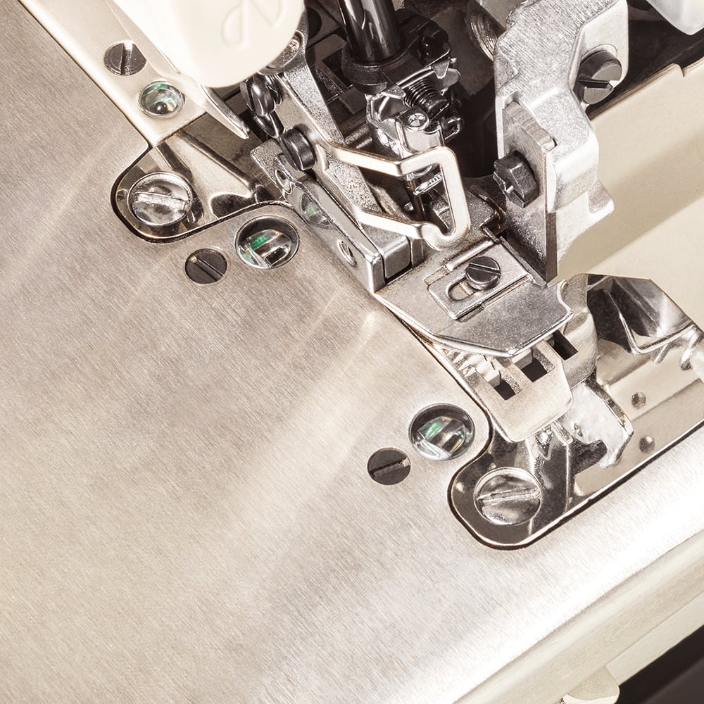 OVERLOCK REMINGTON RT-6800-5D-UT INDUSTRIAL RT 6800-5D-UT SERVO DIRECTO - 7