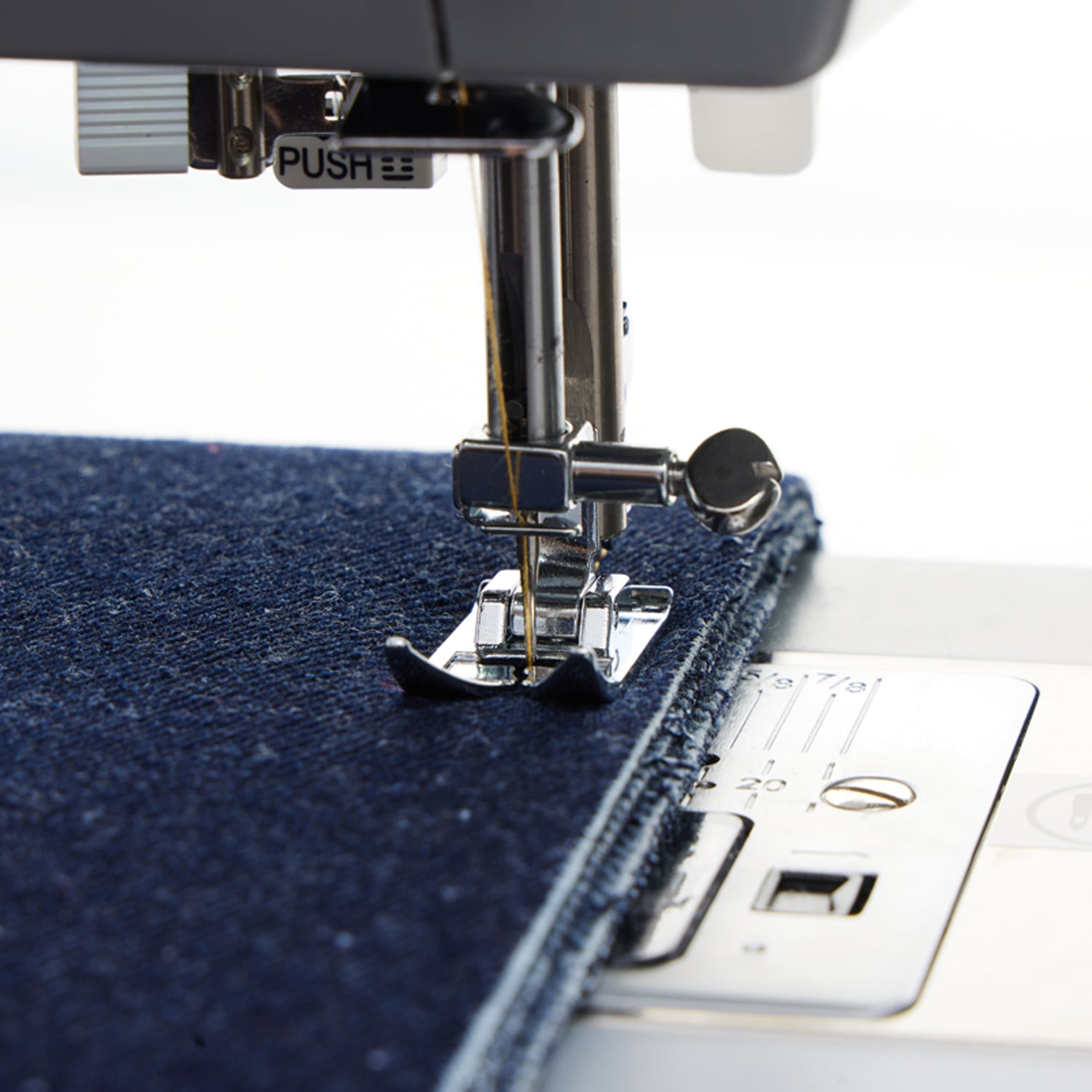 MÁQUINA DE COSER SINGER FACILITA PRO 4423 90W - 2