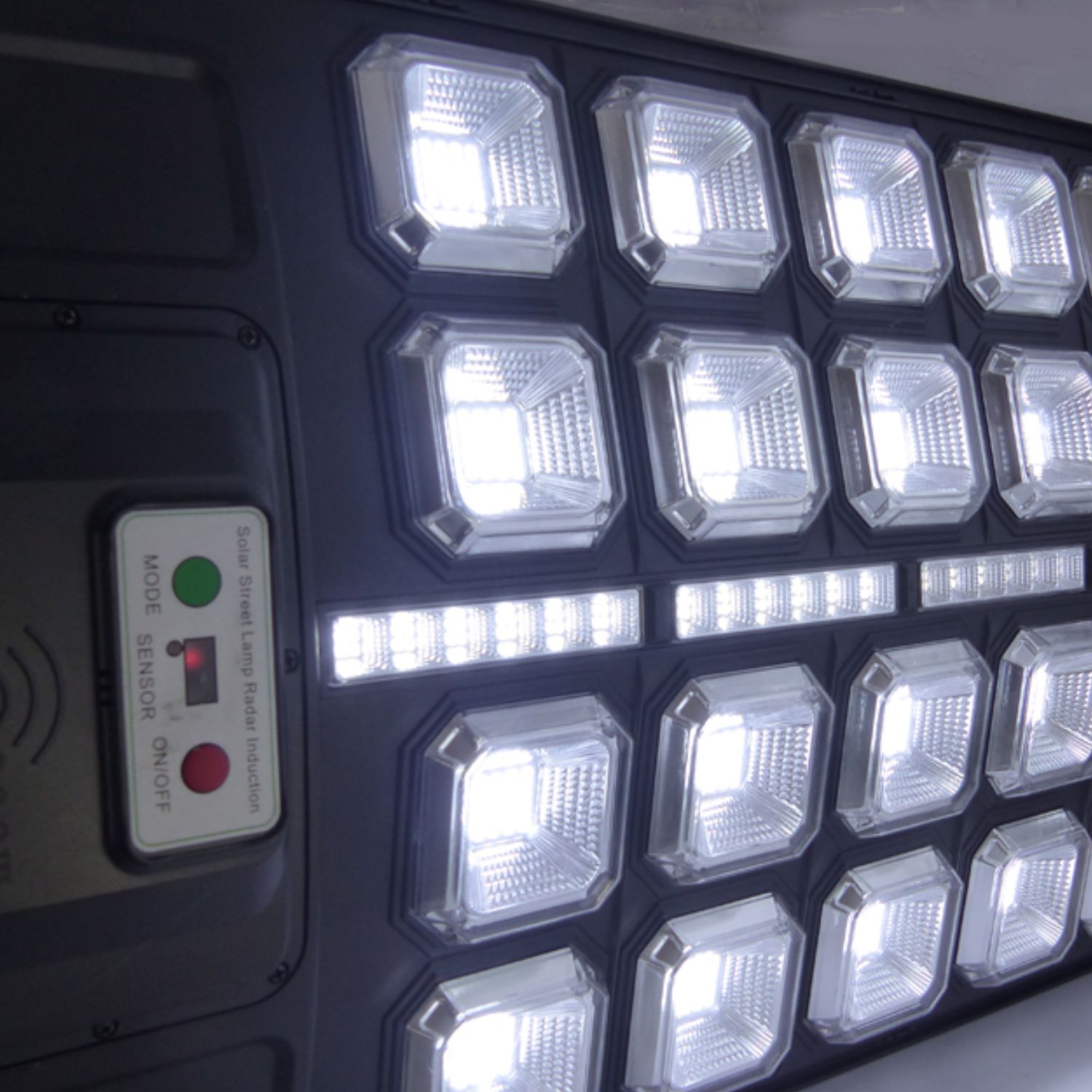 FOCO SOLAR 576 LED 24 PLACAS 600 WATT SENSOR - 5