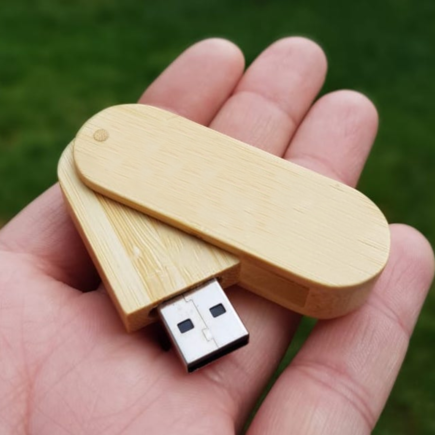 PENDRIVE IMPORTCLICK GIRATORIO BAMBÚ 16 GB - 4