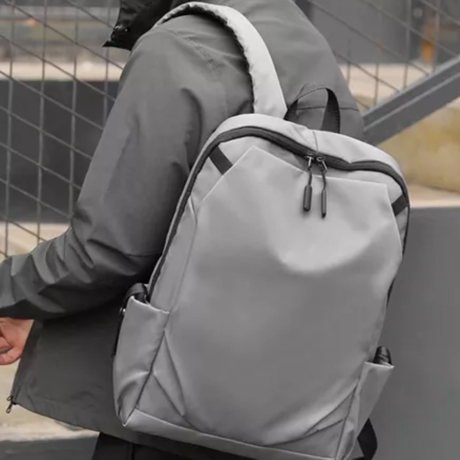 MOCHILA DEPORTE ESCOLAR URBANA ANTIRROBO 45 LT GRIS - 4
