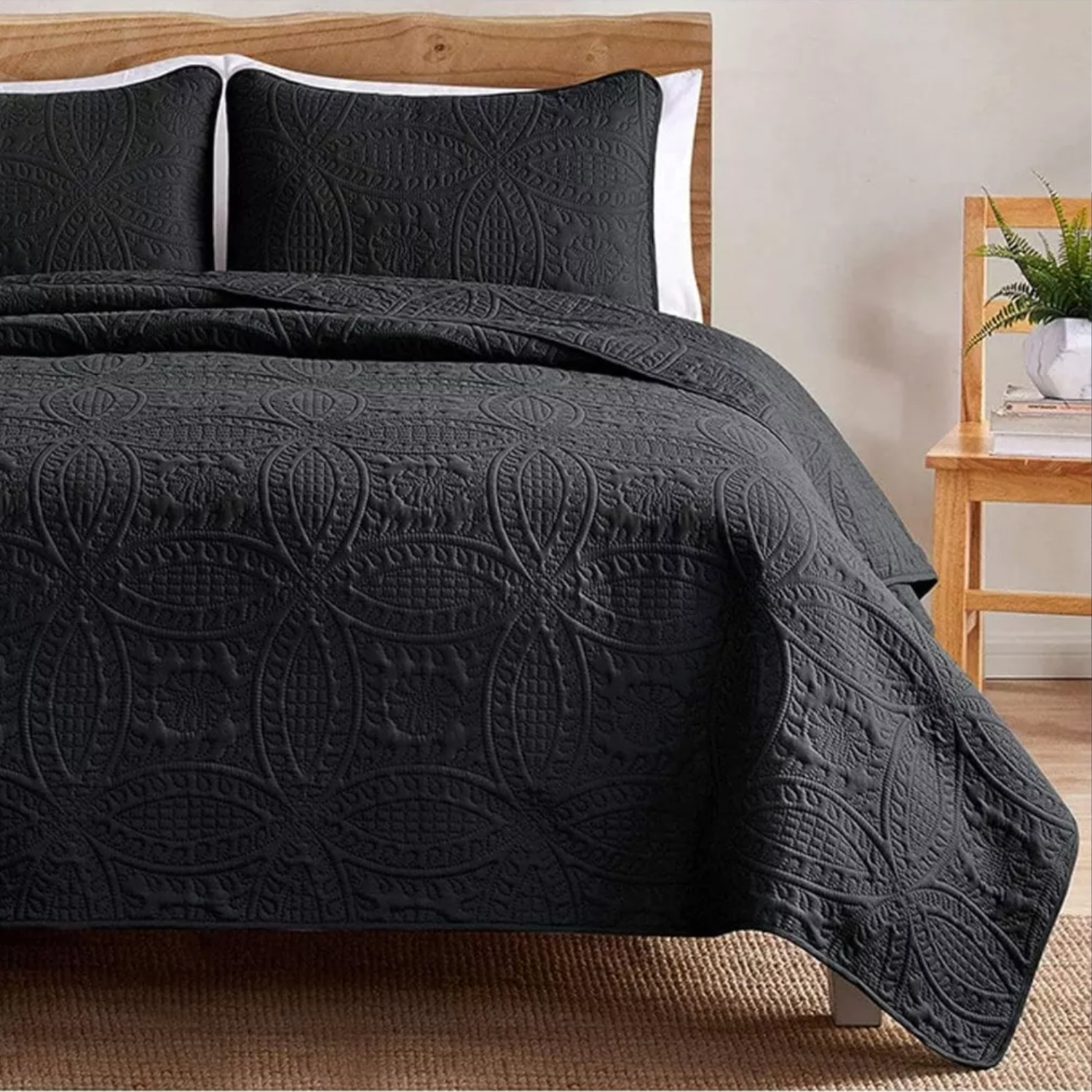 CUBRECAMA IMPORTCLICK NEGRO BORDADO QUILT REVERSIBLE QUEEN 228X228 CM MÁS FUNDAS ALMOHADA - 4