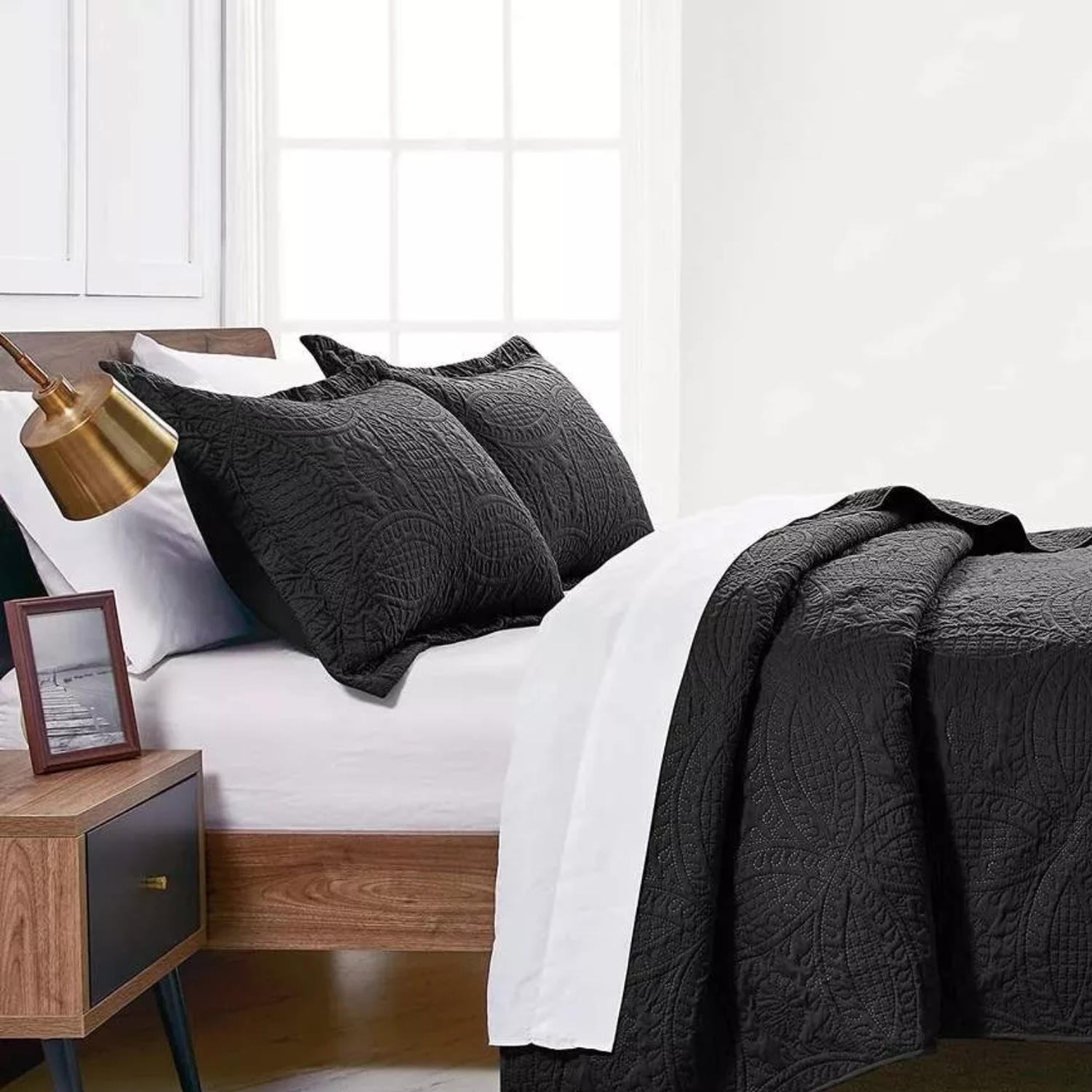 CUBRECAMA IMPORTCLICK NEGRO BORDADO QUILT REVERSIBLE QUEEN 228X228 CM MÁS FUNDAS ALMOHADA - 5