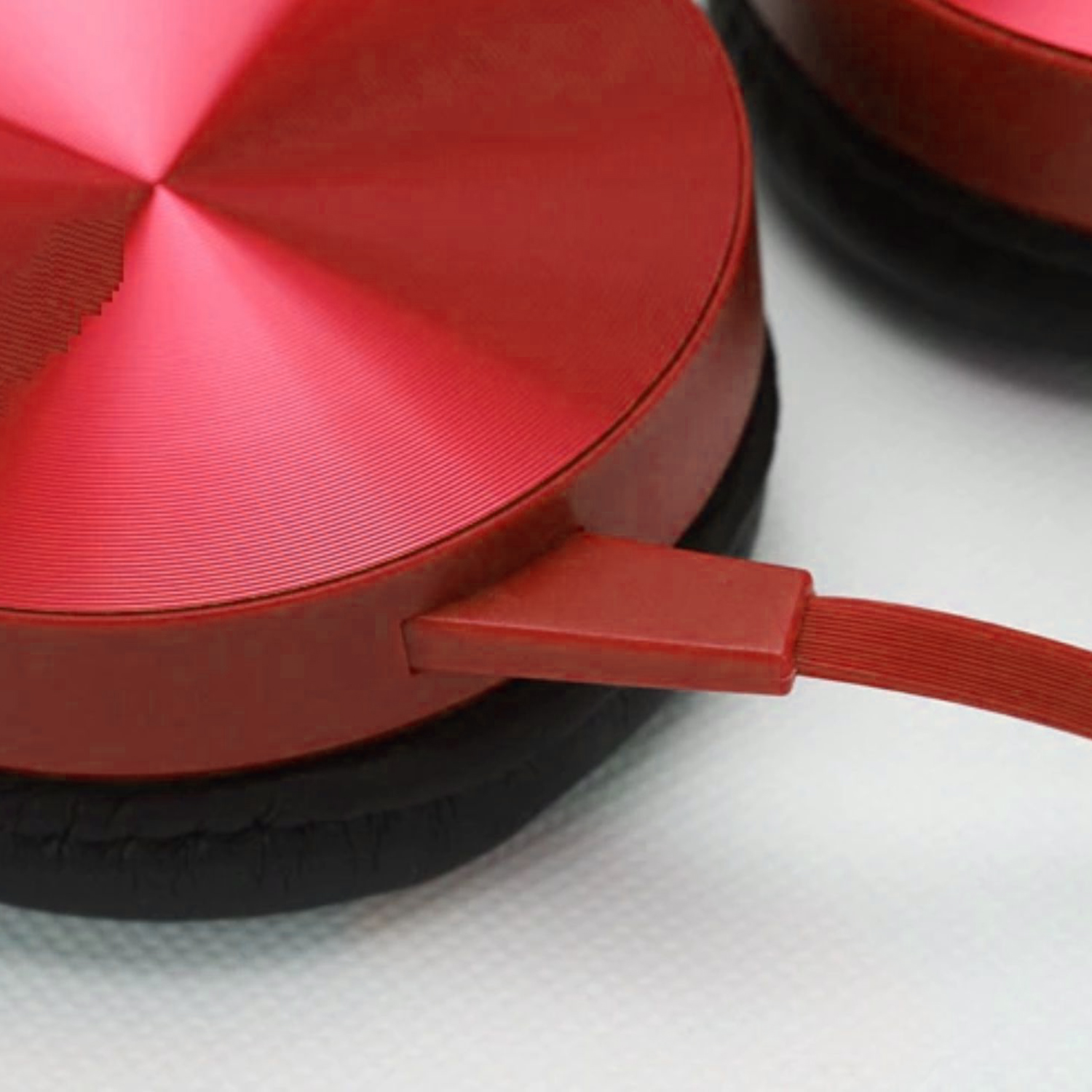 AUDÍFONO EXTRA BASS MICRÓFONO 3.5 MM ESTÉREO ROJO - 3