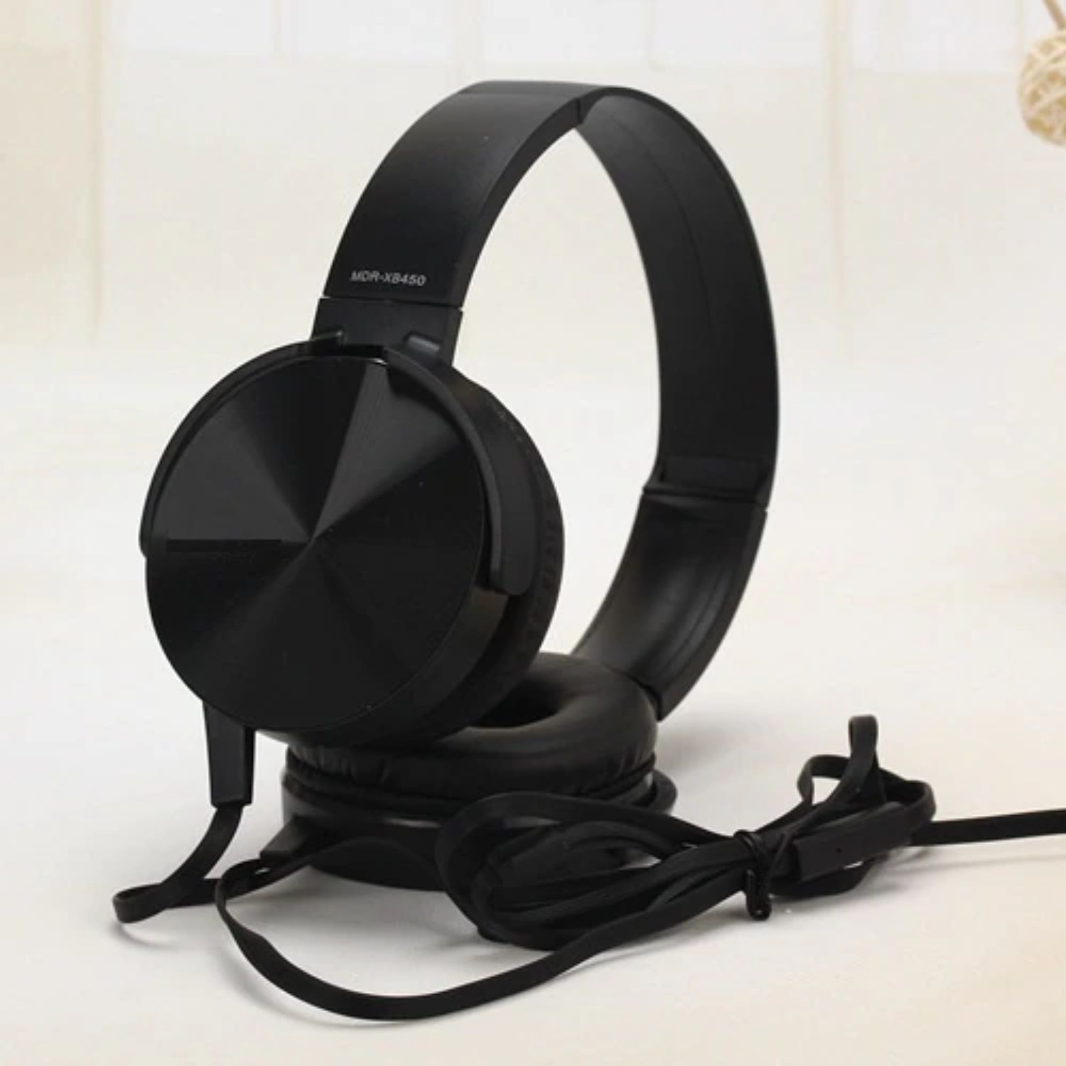 AUDÍFONO EXTRA BASS MICRÓFONO 3.5 MM ESTÉREO NEGRO - 3