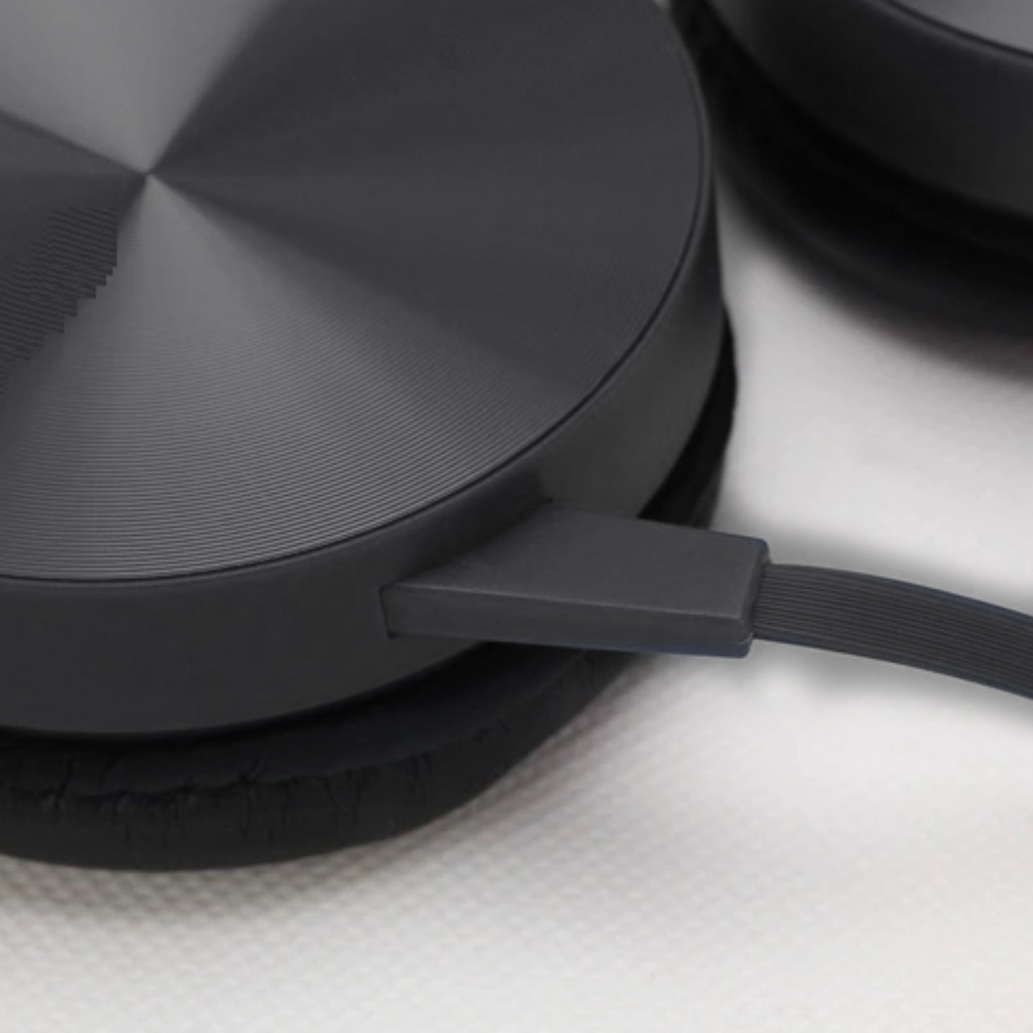 AUDÍFONO EXTRA BASS MICRÓFONO 3.5 MM ESTÉREO NEGRO - 4