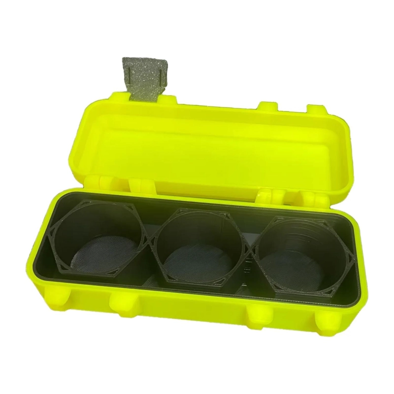 CAJA ROBUSTA PORTA 3 BEYBLADE 16X5 CM AMARILLO - 4