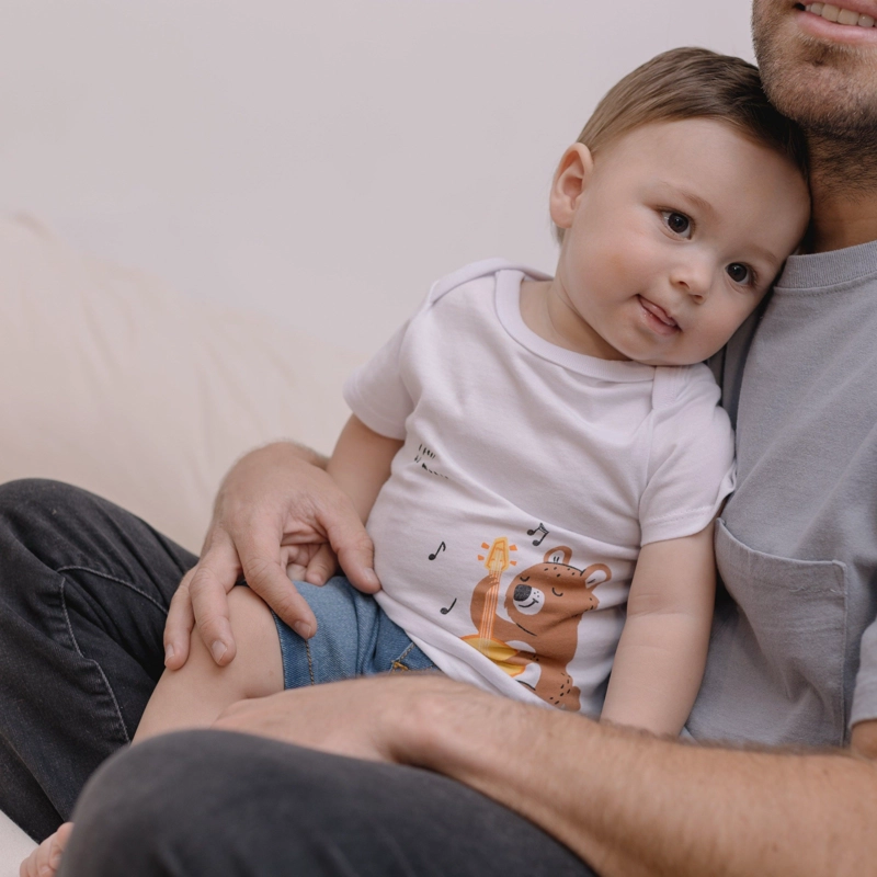 CONJUNTO CORTO DE POLERA BERMUDA EN DENIM PARA RECIÉN NACIDO NIÑO - 6