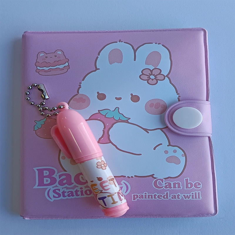 MINI LIBRETA CON DISEÑO DE CONEJO BROCHE Y LAPIZ 11 X 8 CM - 2