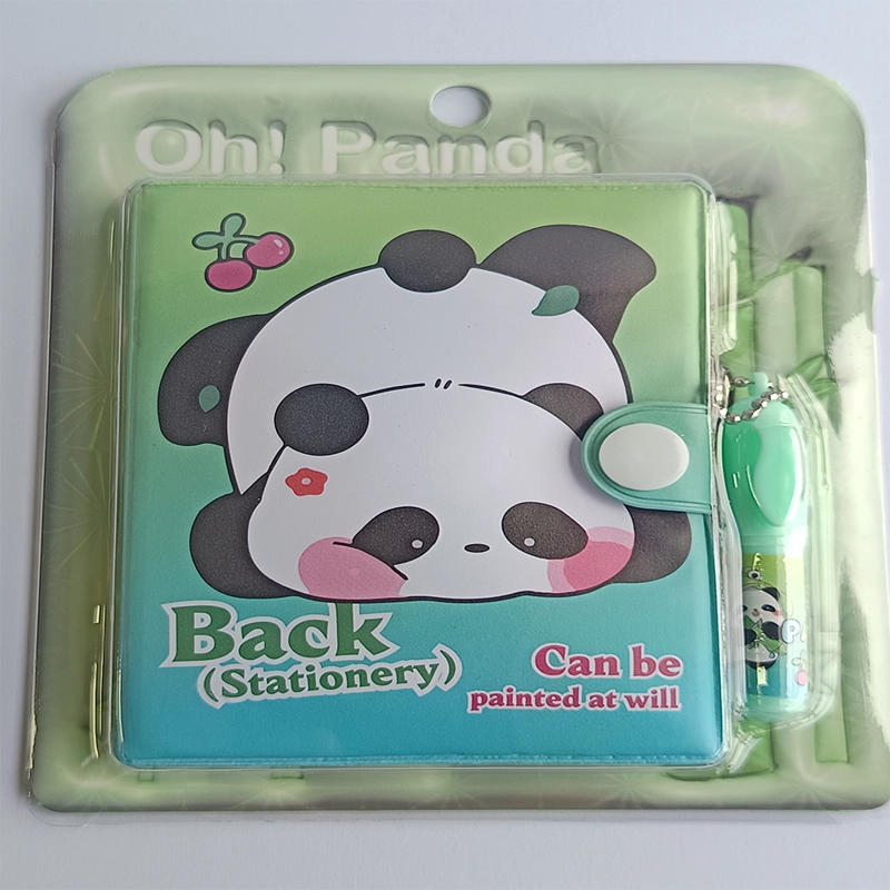 MINI LIBRETA CON DISEÑO DE PANDA BROCHE Y LAPIZ 11 X 8 CM - 4
